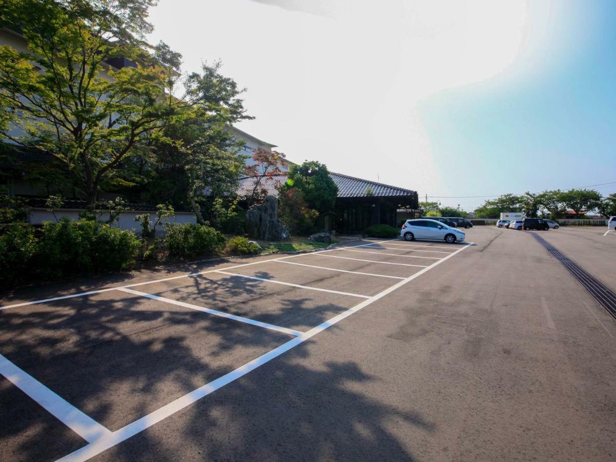 מלון Yamashiro Onsen Miyabi No Yado Kaga Hyakumangoku מראה חיצוני תמונה