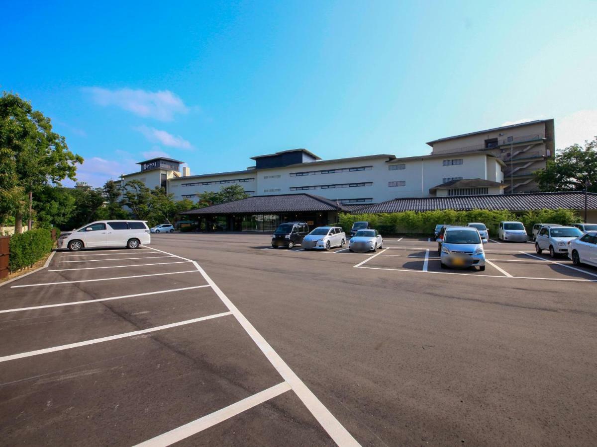 מלון Yamashiro Onsen Miyabi No Yado Kaga Hyakumangoku מראה חיצוני תמונה
